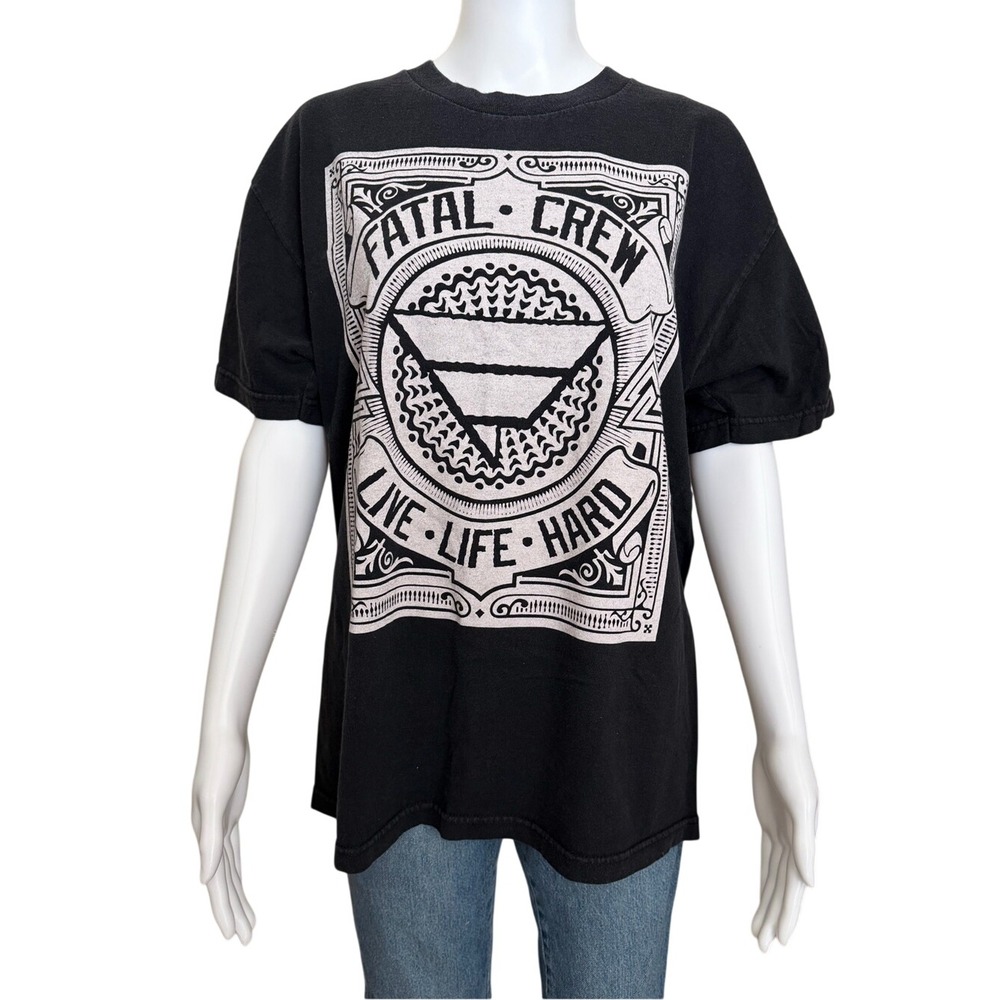 Fatal Crew Live Life Hard Black Graphic T-Shirt Size Large